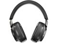 Bowers & Wilkins PX8