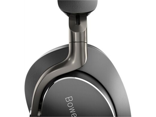 Bowers & Wilkins PX8